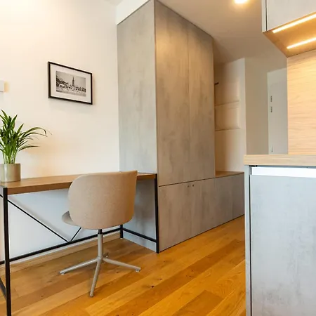 Vydrica - Under The Castle And River View Apartamento